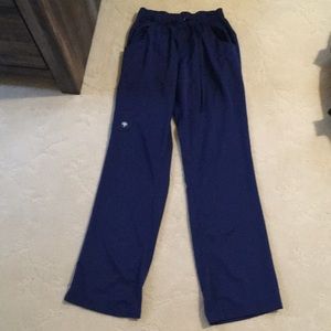 Woman’s Navy Scrub Bottoms XS